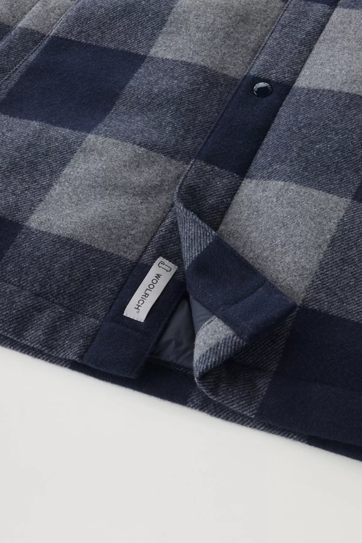 Uomo Woolrich Giacche a camicia | Giacche>Giacca A Camicia Imbottita Alaskan A Quadri In Misto Lana Italiana Riciclata