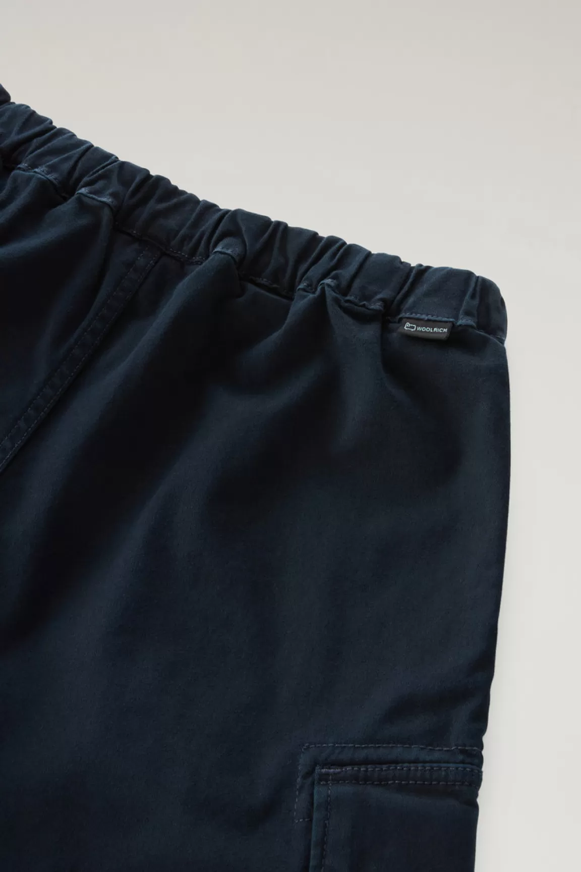 Bambino Woolrich Abbigliamento>Pantaloncini Cargo Da Bambino Tinti In Capo In Cotone Elasticizzato