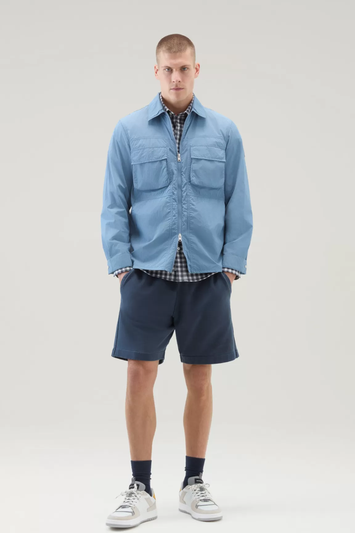 Uomo Woolrich Pantaloni e pantaloncini>Pantaloncini Sportivi Tinti In Capo In Puro Cotone Felpato