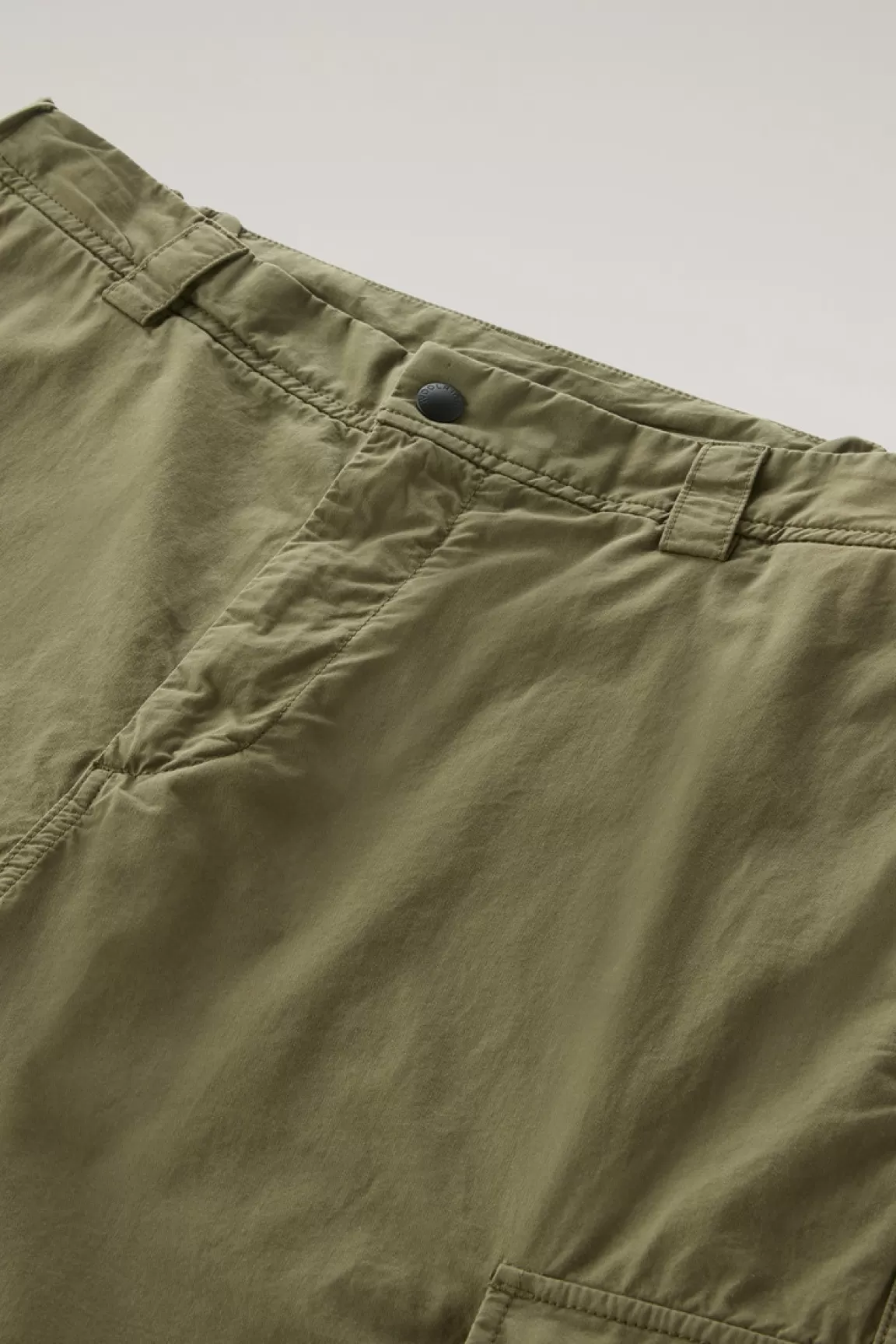 Uomo Woolrich Pantaloni e pantaloncini>Pantaloni Cargo Tinti In Capo In Gabardina Di Puro Cotone