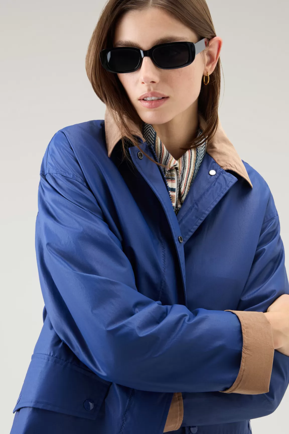 Donna Woolrich Cappotti>Trench Waxed In Misto Cotone E Nylon Con Colletto A Punta