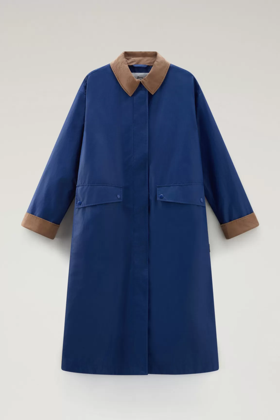 Donna Woolrich Cappotti>Trench Waxed In Misto Cotone E Nylon Con Colletto A Punta